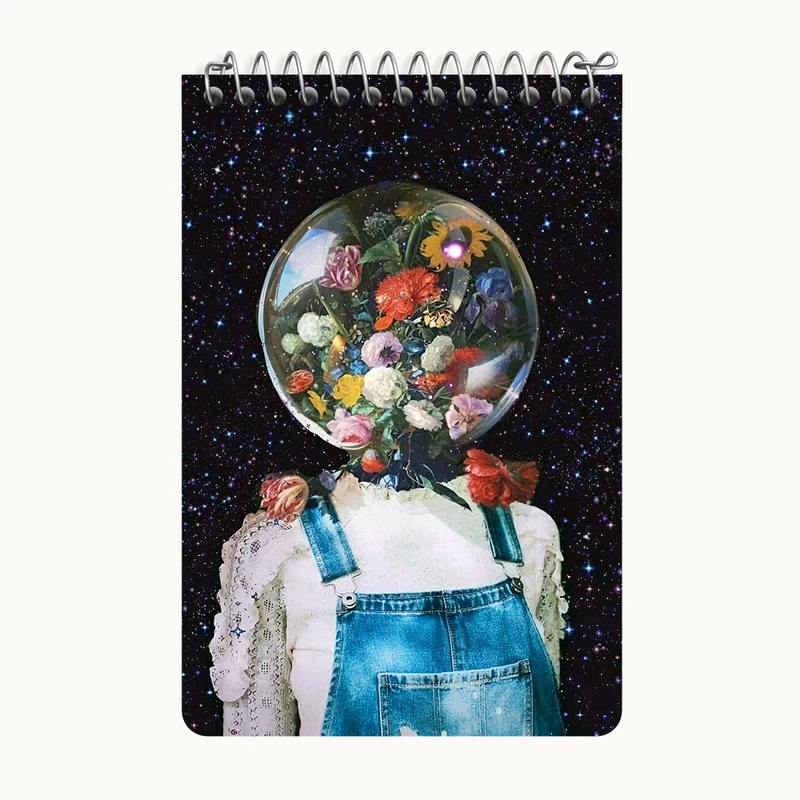 دفتر یادداشت 50 برگ خندالو طرح فضایی کد F3944