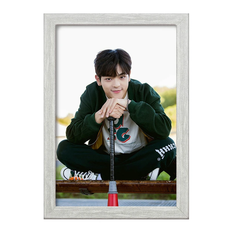 تابلو خندالو طرح ووجین گروه استری کیدز Stray Kids  کد 11855