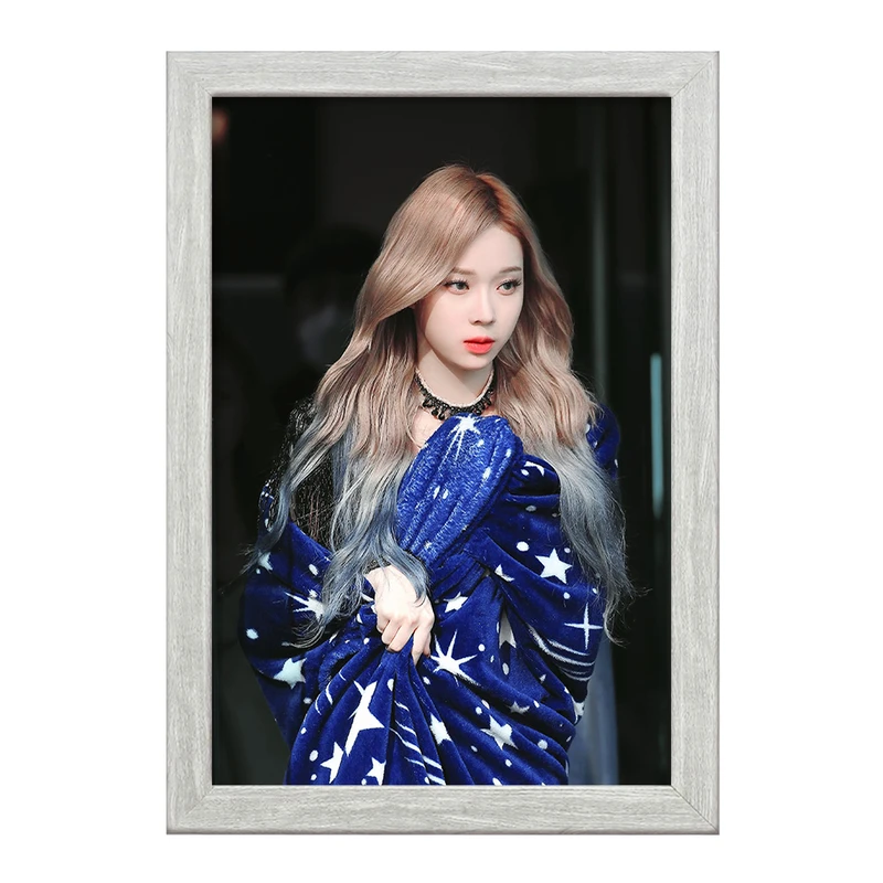 تابلو خندالو طرح وینتر گروه آسپا Aespa  کد 12482