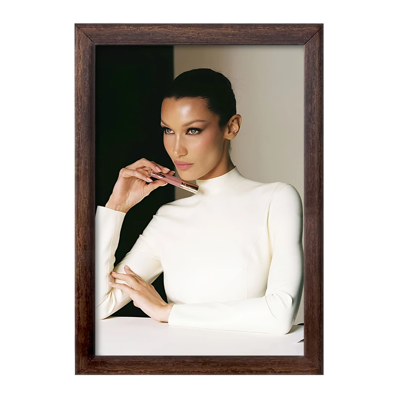 تابلو خندالو طرح بلا حدید (Bella Hadid) کد F10197