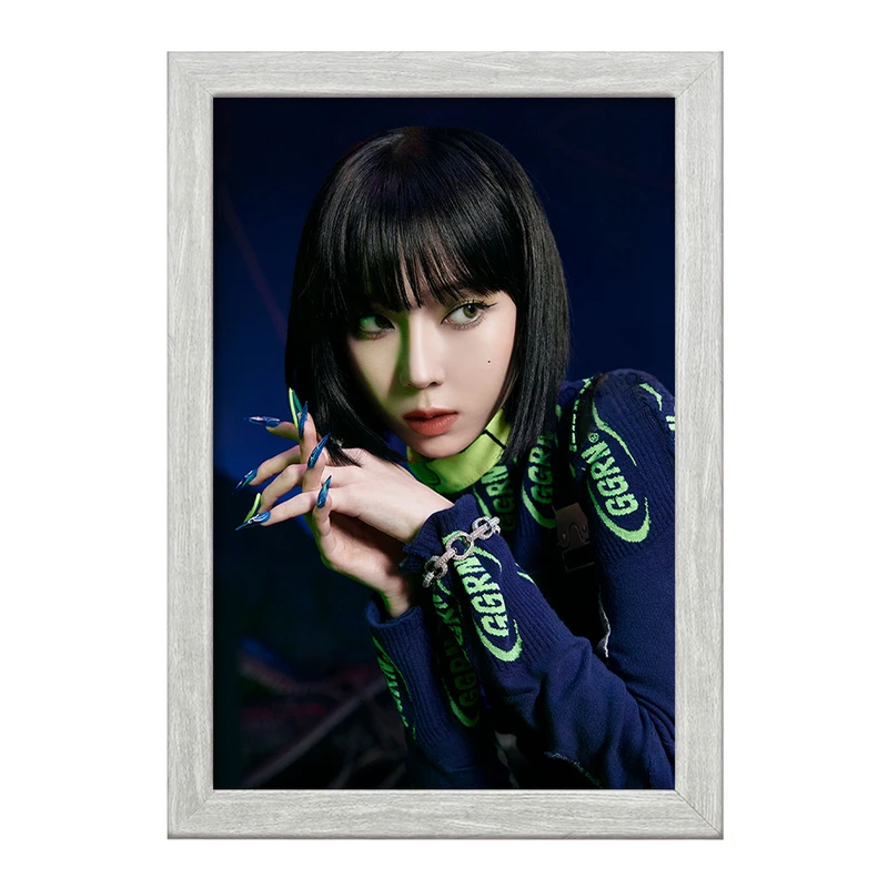 تابلو خندالو طرح وینتر گروه آسپا Aespa  کد 12483