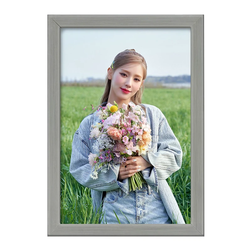 تابلو خندالو طرح میون گروه جی آیدل GIdle  کد 19520