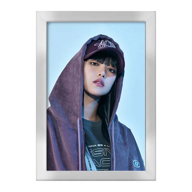 تابلو خندالو طرح مینی گروه جی آیدل GIdle  کد 19536