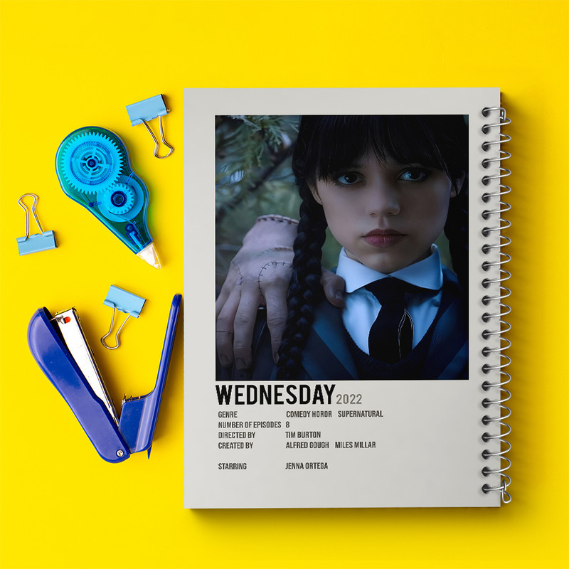 دفتر مشق 50 برگ خندالو طرح ونزدی (Wednesday) کد F13235