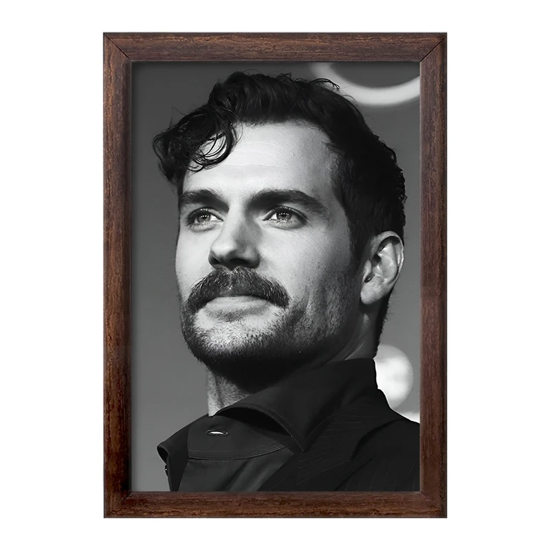 تابلو خندالو طرح هنری کوویل (Henry Cavill) کد F10239
