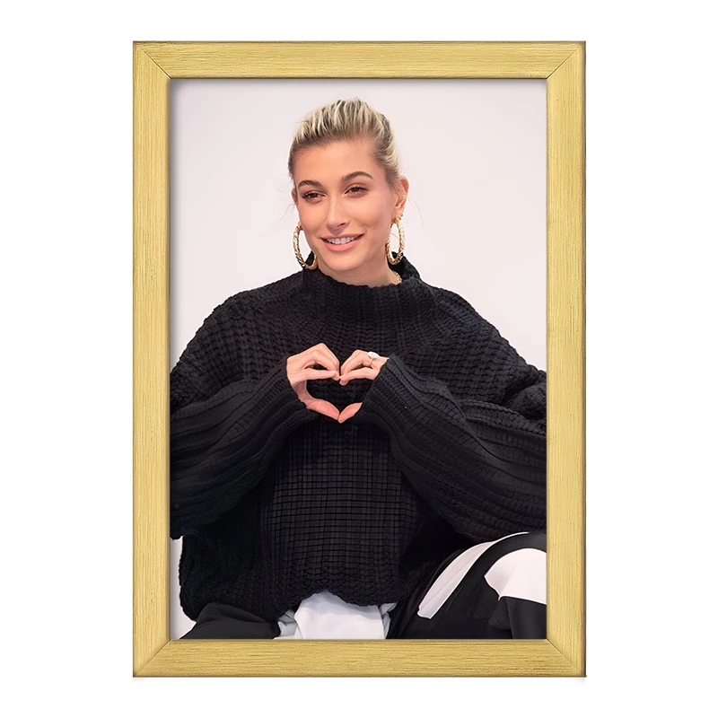 تابلو خندالو طرح هیلی بیبر (Hailey Bieber) کد F10188