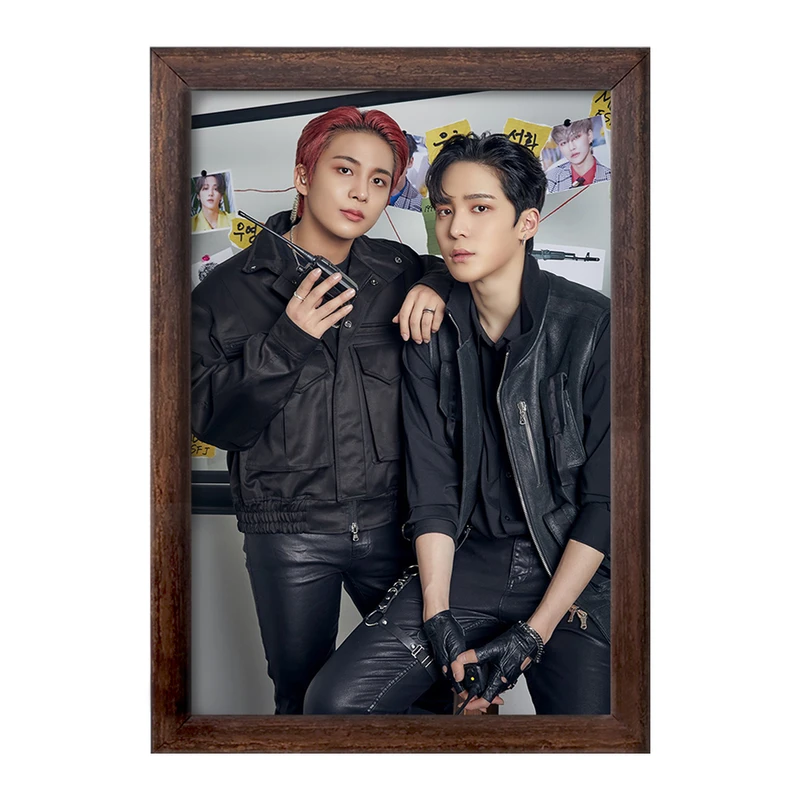 تابلو خندالو طرح گروه ایتیز ATEEZ  کد 21296