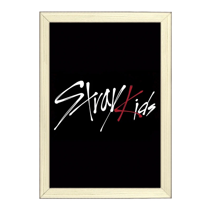 تابلو خندالو طرح گروه استری کیدز Stray Kids  کد 11863