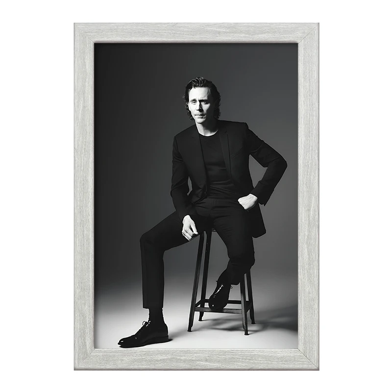 تابلو خندالو طرح تام هیدلستون (Tom Hiddleston) کد F7450