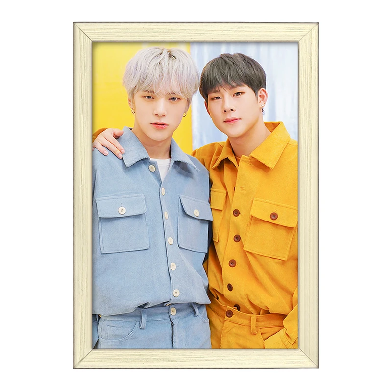 تابلو خندالو طرح گروه مانستا اکس Monsta X  کد 21198