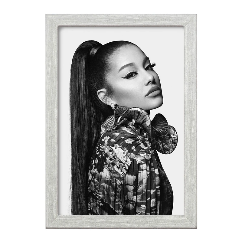 تابلو خندالو طرح آریانا گرانده Ariana Grande  کد 19067