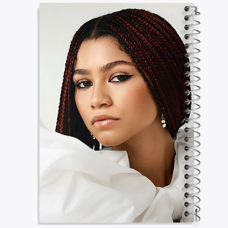 دفتر مشق 50 برگ خندالو طرح زندیا (Zendaya) کد F10199