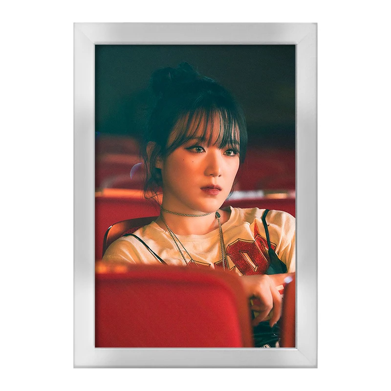 تابلو خندالو طرح شوهوآ گروه جی آیدل Gidle  کد 19547