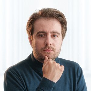 آرین ابرونی
