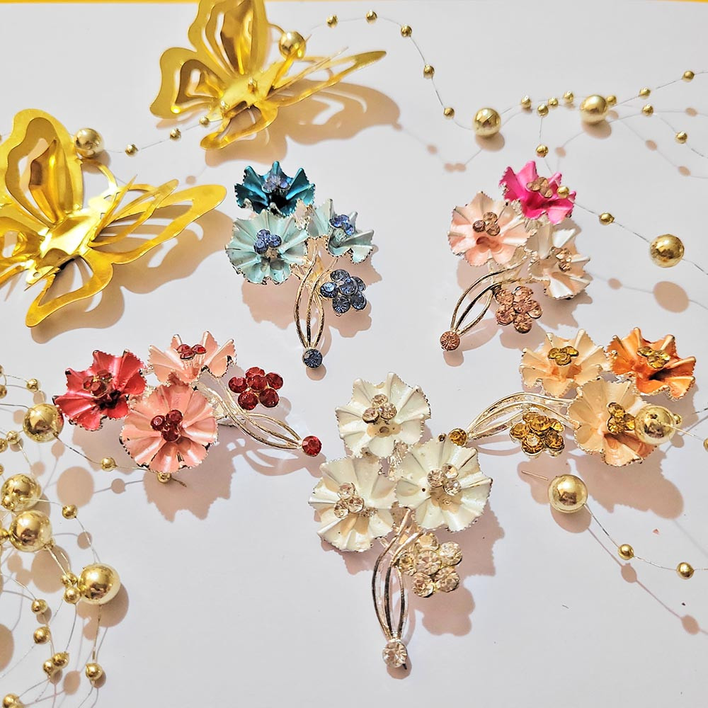 گل سینه دخترانه نیک ثمر مدل دسته گل فلزی