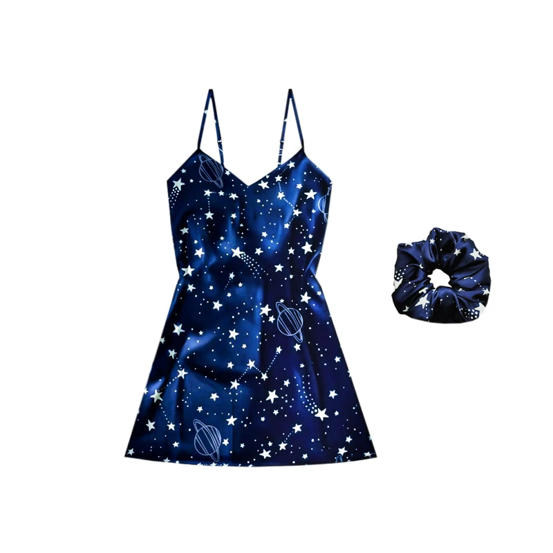 لباس خواب زنانه مدل ساتن ابریشم طرح کهکشانی کد 66405 به همراه اسکرانچی مو