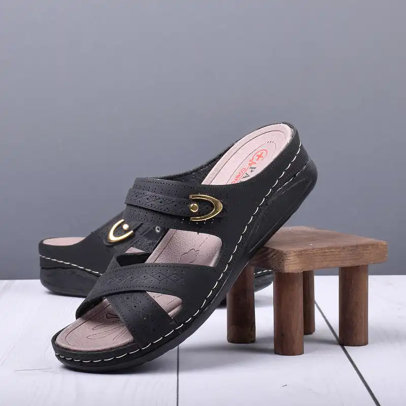 دمپایی زنانه پاپا مدل BK.2281