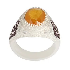 انگشتر نقره مردانه بازرگانی میلادی مدل سنگ یاقوت تراش جواهری رکاب قلمزنی دستساز کد AM_2369