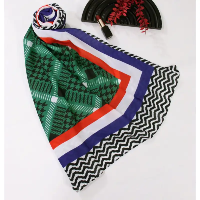 شال زنانه مدل نخی پاییزی طرح پیچازی لوزی جدید کد ana-2751