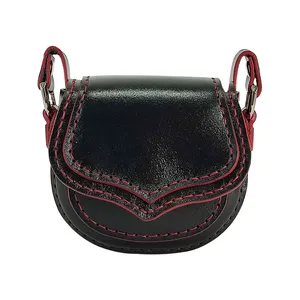 کیف رودوشی دخترانه خانه چرم آنا مدل 15050A