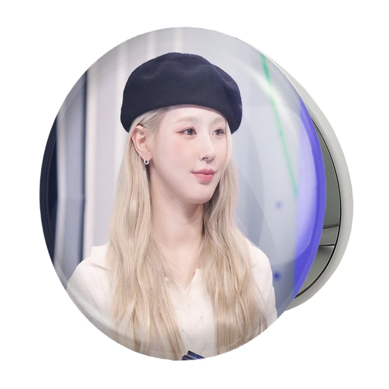 آینه جیبی خندالو طرح میون گروه جی آیدل GIdle مدل تاشو کد 19517 