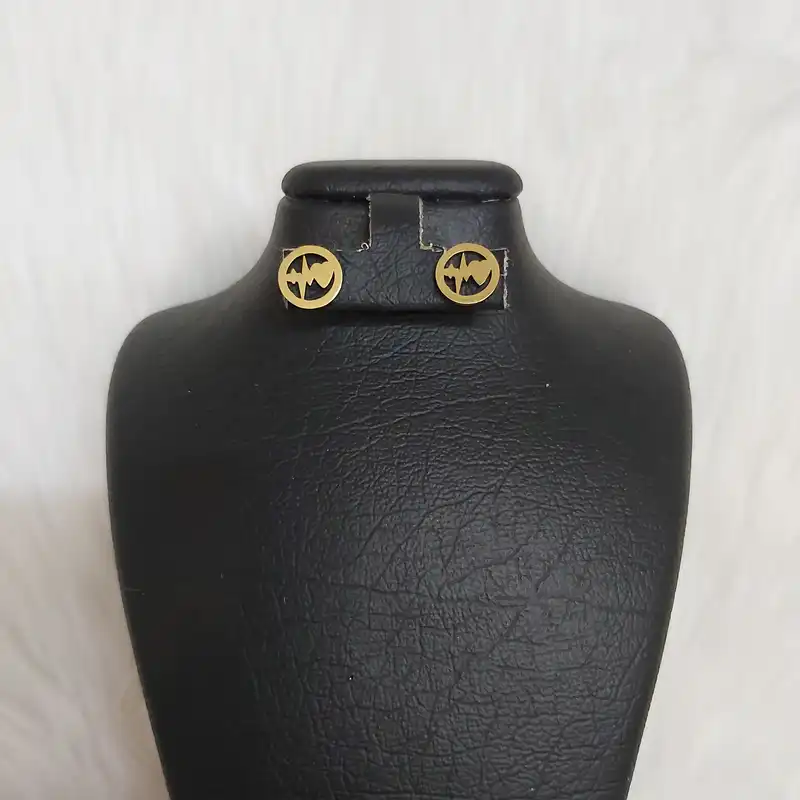 گوشواره زنانه مدل میخی طرح ضربان قلب کد beat112