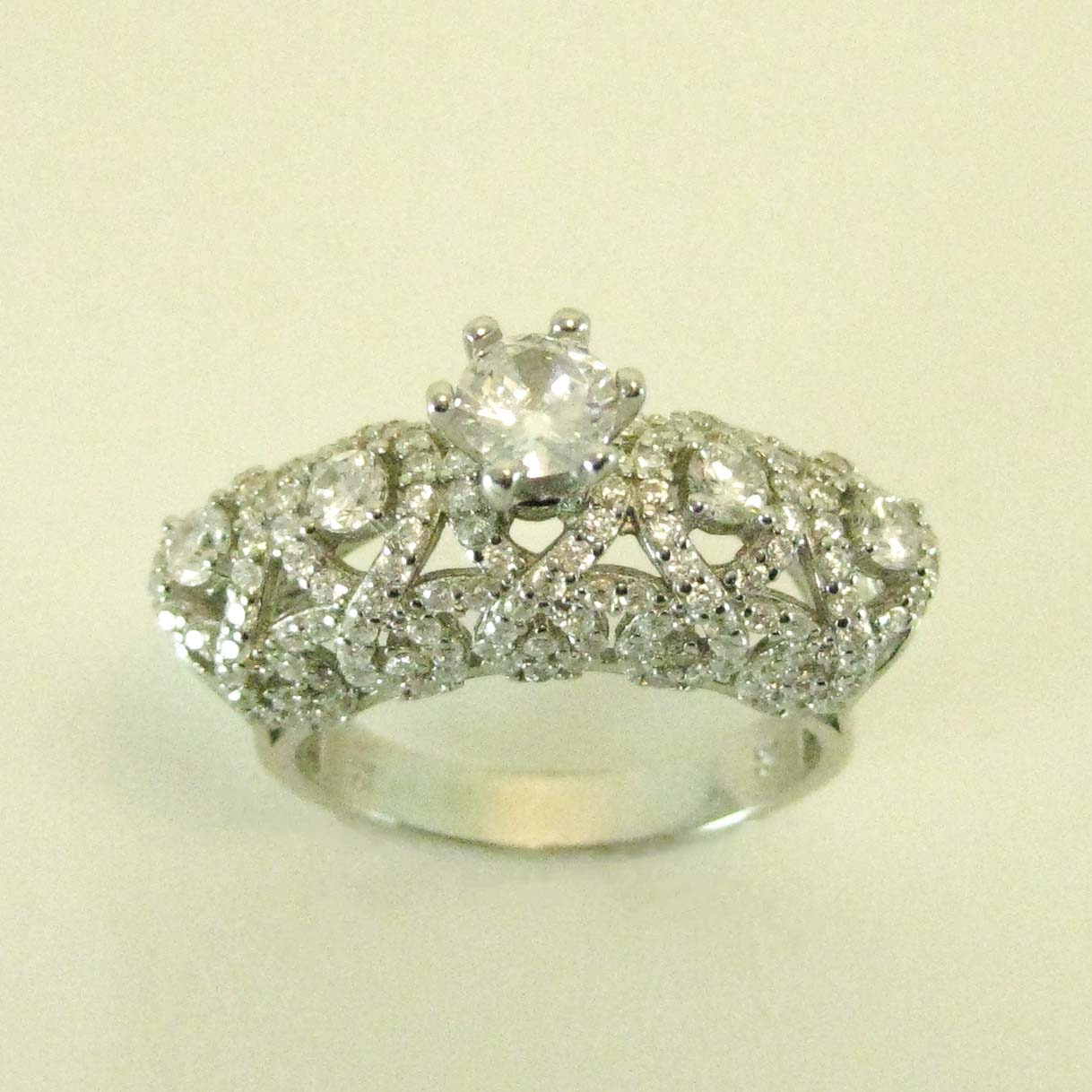 انگشتر نقره زنانه مدل R068