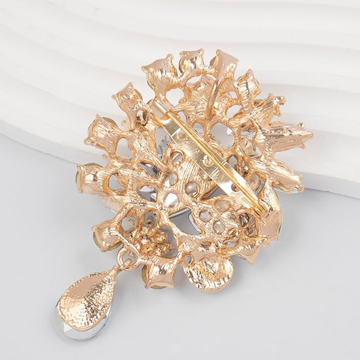 گل سینه زنانه شهر جواهر مدل SJ-BR010-PP