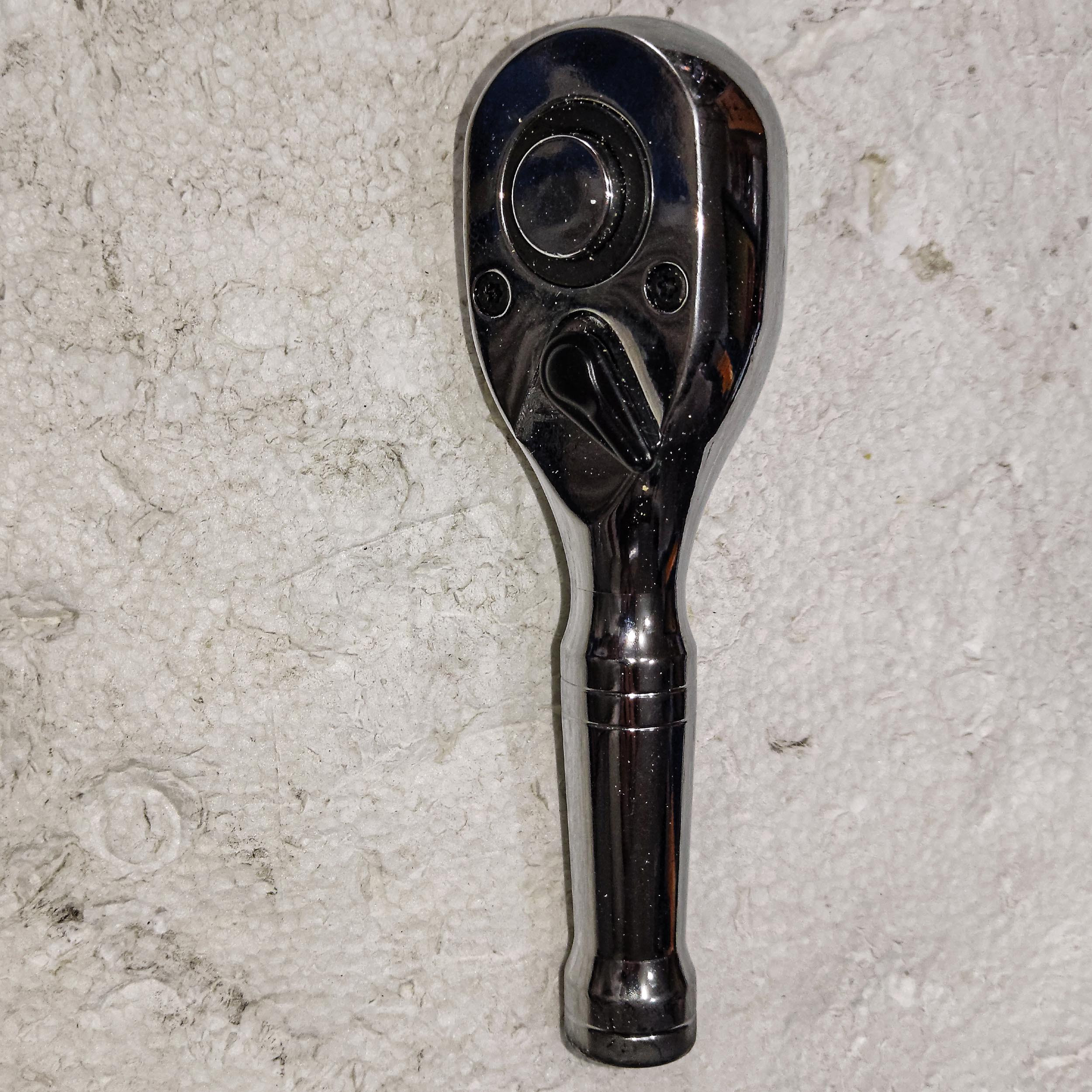 آچار دسته بکس جغجغه ای مدل PERFESSIONAL TOOLS سایز 1/2 اینچ آچار دسته بکس جغجغه ای مدل PERFESSIONAL TOOLS سایز 1/2 اینچ