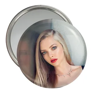 آینه جیبی خندالو مدل آماندا سایفرد Amanda Seyfried  کد 6400
