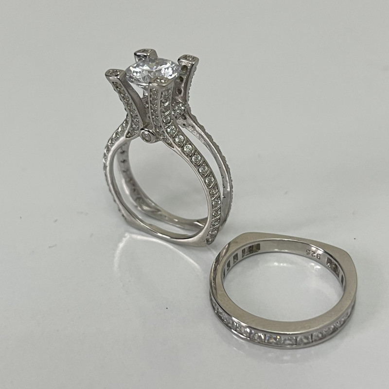 انگشتر نقره برلیان زنانه مدل نگین 9010 مجموعه دو عددی