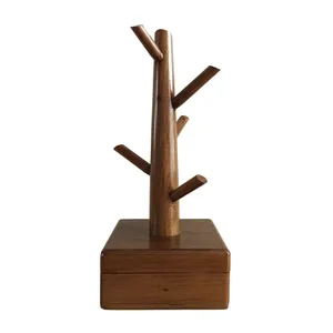 استند جواهرات مدل چوبی جعبه دار کد 03