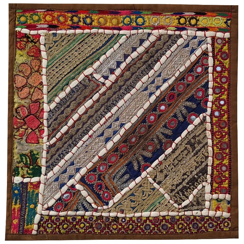 رومیزی سوزن دوزی مدل چهل تیکه عسلی کد KOH45