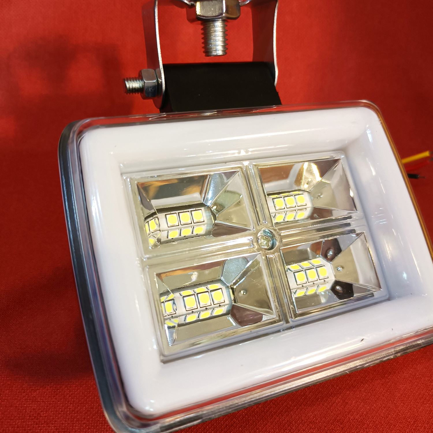 پرزکتور خودرو مدل پاور کد MOST-NEO021