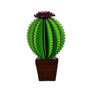 دکوری چوب ارا طرح کاکتوس چوبی مدل N230