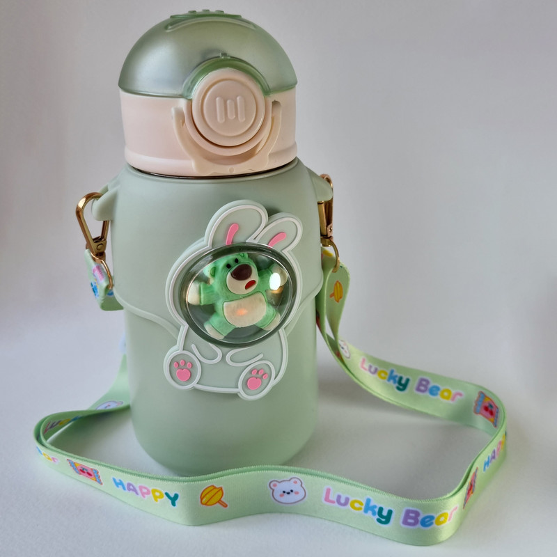 فلاسک کودک مدل نی دار طرح خرسی کد 02 گنجایش 0.45 لیتر