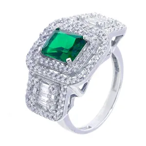 انگشتر نقره زنانه مدل Emerald-002