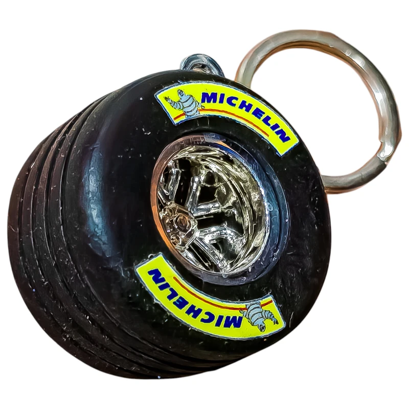 جاسوئیچی خودرو مدل لاستیک درگ