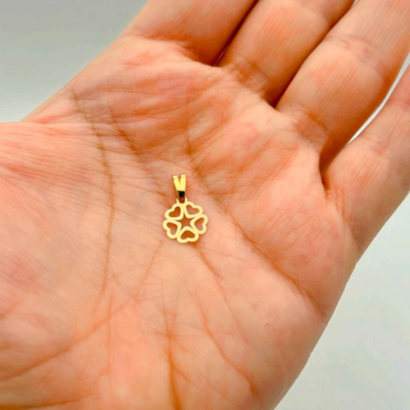 آویز گردنبند طلا 18 عیار زنانه گالری صادقی طرح قلب مینیمال