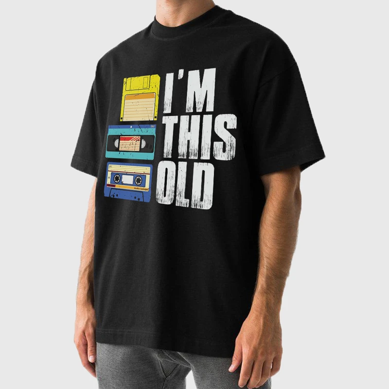 تی شرت آستین کوتاه مردانه مدل کلاسیک قدیمی نوار کاست من پیر هستم z504