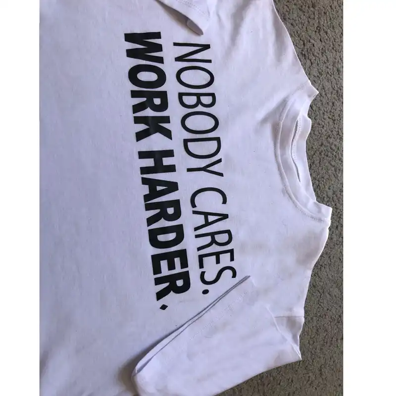 کراپ‌تاپ آستین کوتاه زنانه مدل LN28