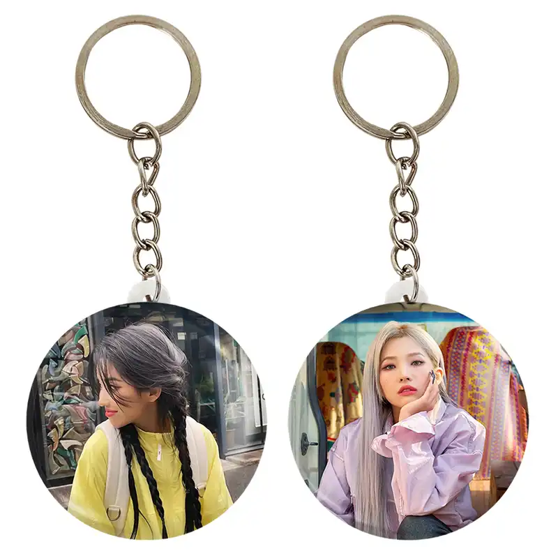 جاکلیدی خندالو مدل سویون گروه جی آیدل GIdle کد 1957019571 مجموعه 2 عددی