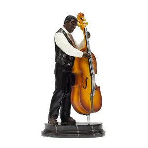 مجسمه طرح مرد نوازنده ویولن سل مدل CE10