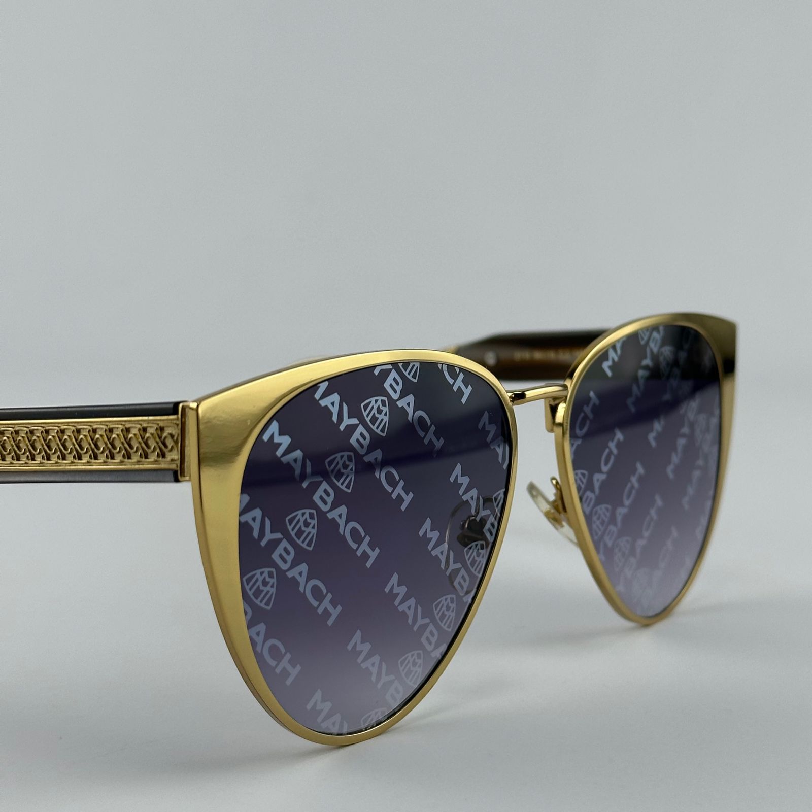 عینک آفتابی زنانه میباخ مدل Z113  -  - 7