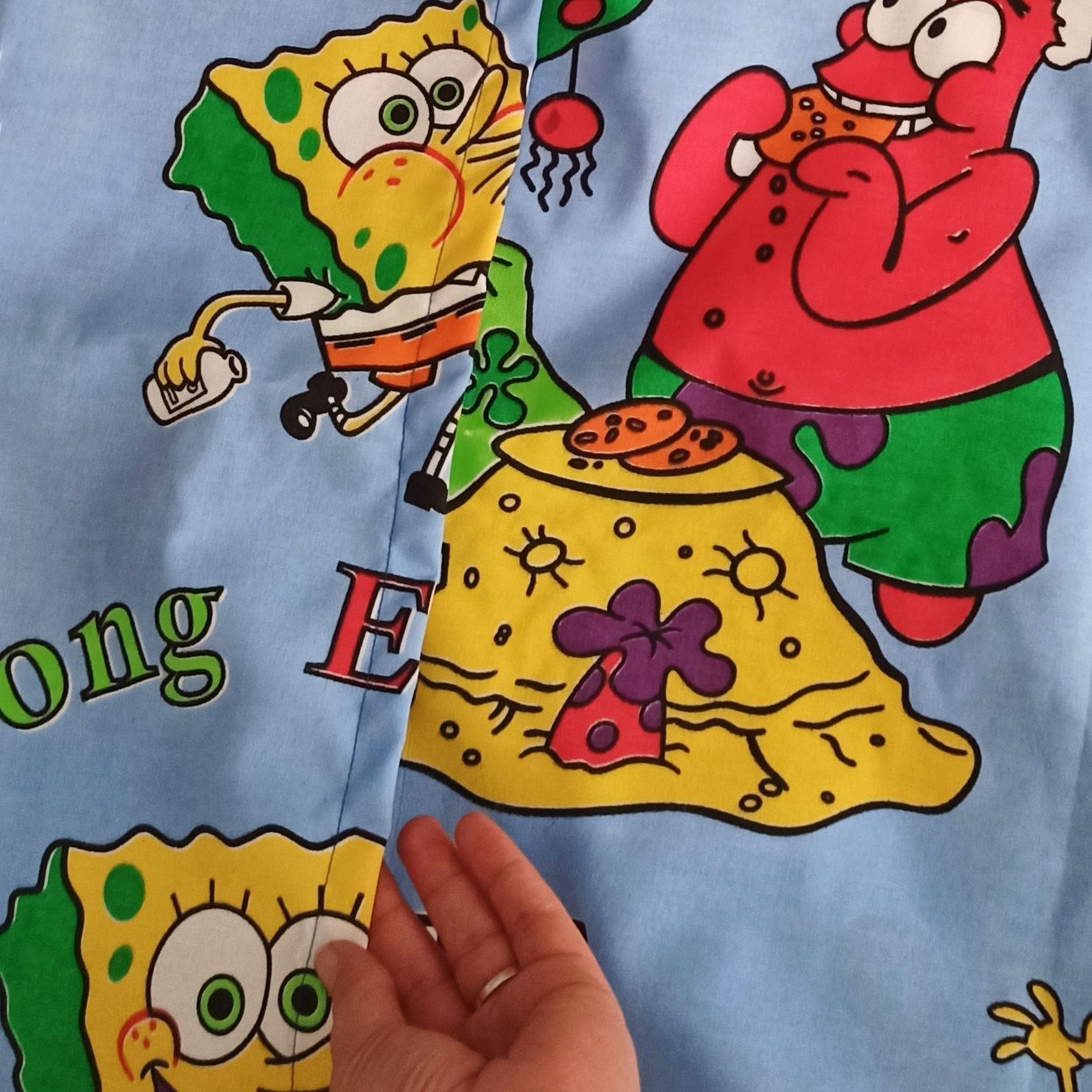 سرویس ملحفه مدل کش دار طرح باب اسفنجی کد B01 یک نفره دو تکه