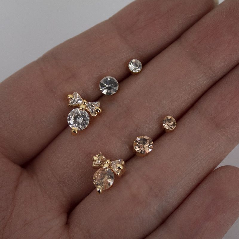 گوشواره زنانه مدل آریا طرح میخی کد 11 مجموعه 3 عددی