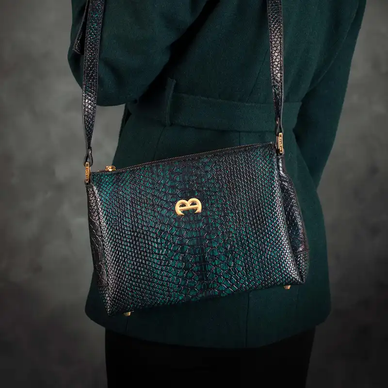 کیف دوشی زنانه منط مدل b230 کد 9644