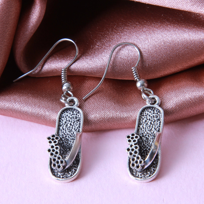 گوشواره دخترانه مدل فلزی فانتزی کد GZN_050 گوشواره دخترانه مدل فلزی فانتزی کد GZN_050