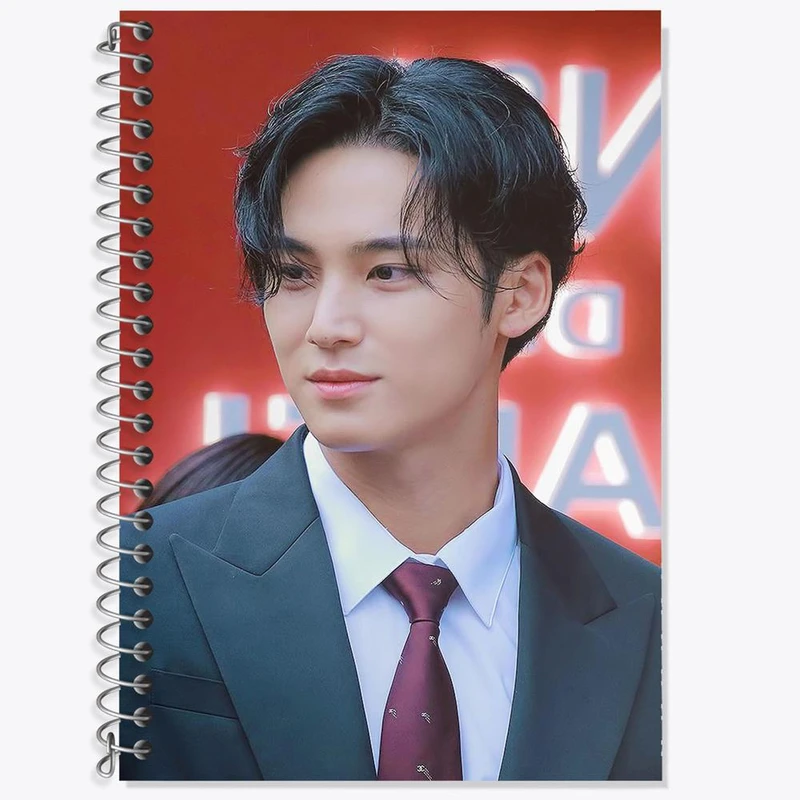 دفتر لغت 50 برگ خندالو مدل مینگیو گروه سونتین Seventeen کد 21634