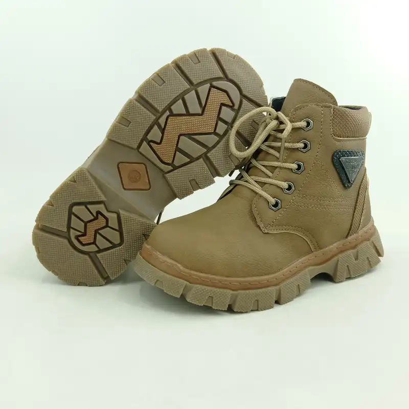 نیم بوت پسرانه مدل TM.H2028K